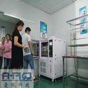 高低温耐温控试验箱